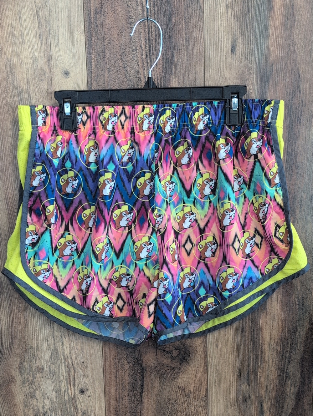 Buc-ee's Neon Multi-Color Graphic Athletic Lined Running Shorts 2XL    844A